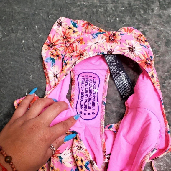 Zara Pink Floral One-Piece Swimsuit - Picture 7 of 9